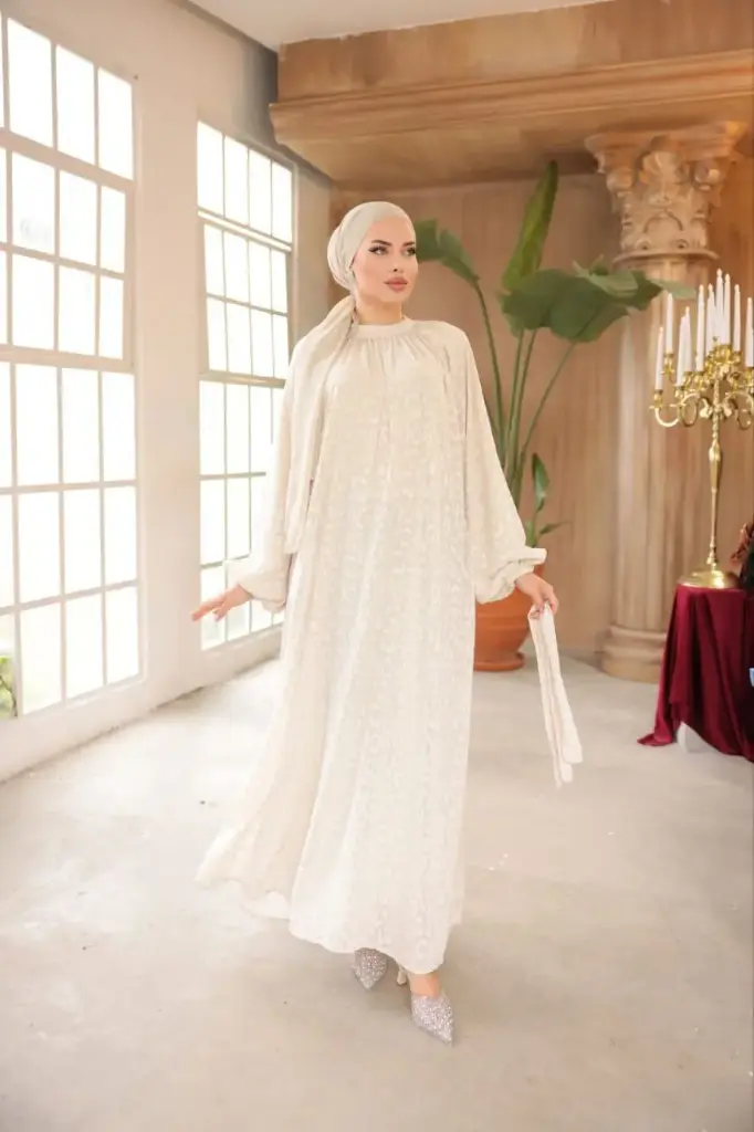 Patterned sheer dress, lined and made from jacquard chiffon